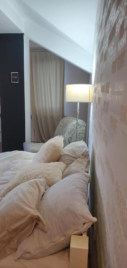 Sleep And Drive White Apartment ซาราเยโว ภายนอก รูปภาพ