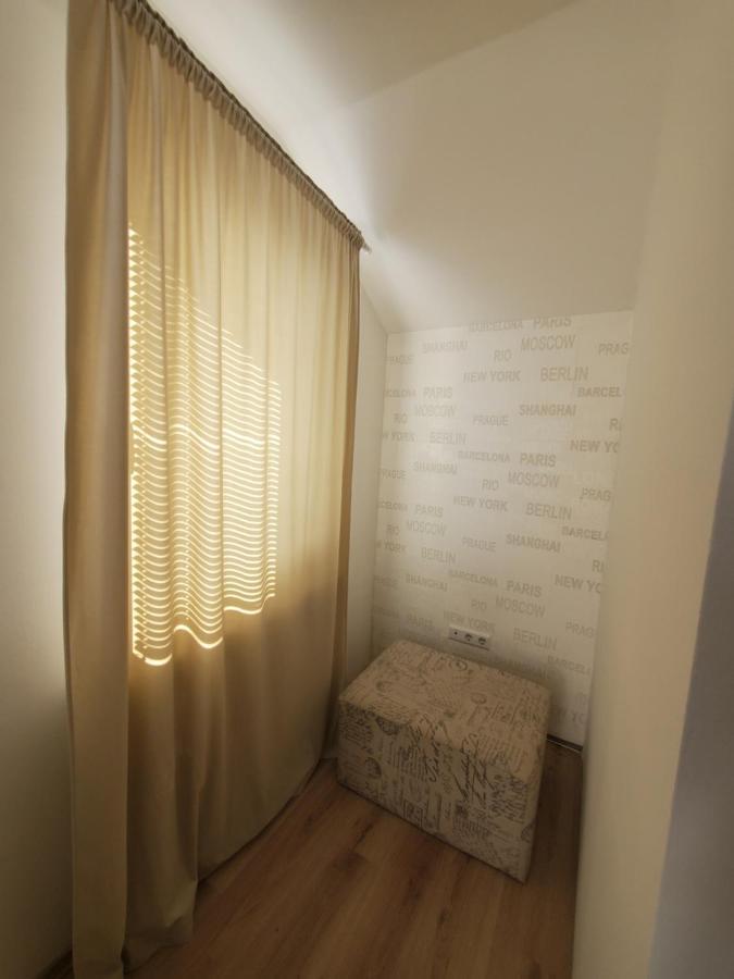 Sleep And Drive White Apartment ซาราเยโว ภายนอก รูปภาพ
